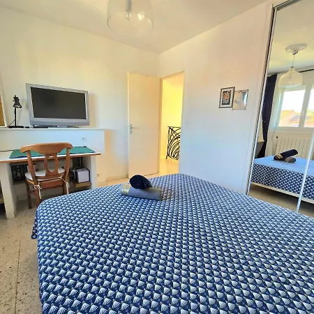 Des Muses : Havre De Paix Avec 3 Et Jardin Arbore A 2 Pas Du Centre Pensión Marseillan (Herault)