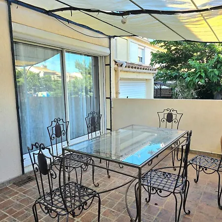 Des Muses : Havre De Paix Avec 3 Et Jardin Arbore A 2 Pas Du Centre Pensión Marseillan (Herault)