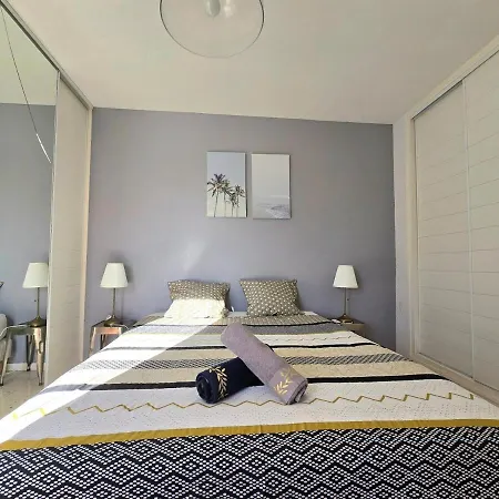 Des Muses : Havre De Paix Avec 3 Et Jardin Arbore A 2 Pas Du Centre 4*